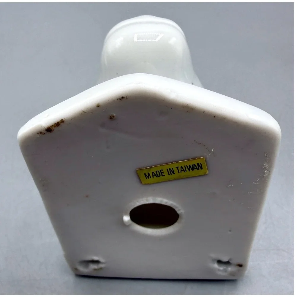 Vintage White Ceramic Cow Head Wall Hook Farmhouse Decor Taiwan 3 Inch